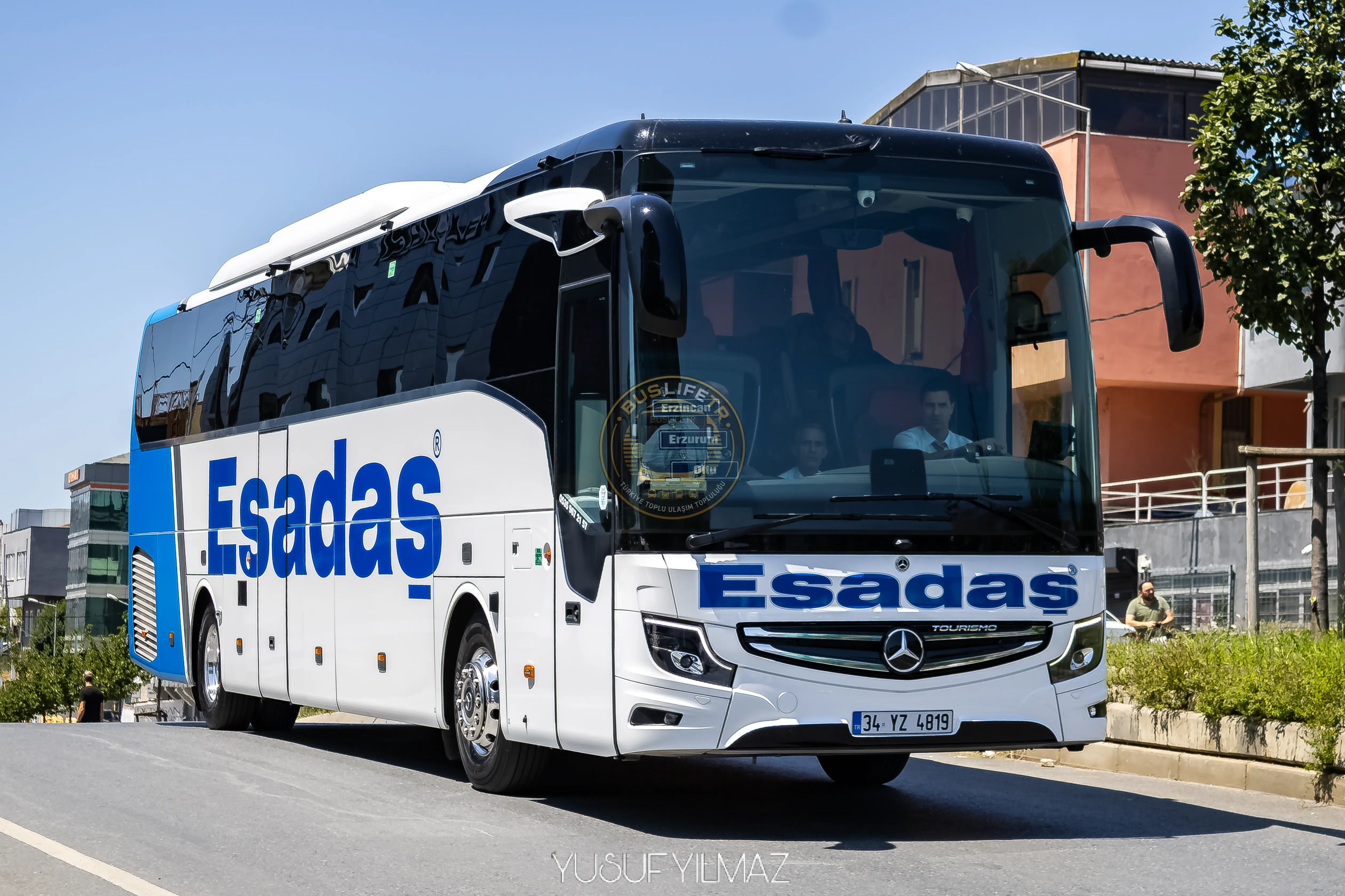 Mercedes-Benz Tourismo III 16RHD otobüs fotoğrafı ESADAŞ
34 YZ 4819
İSTANBUL